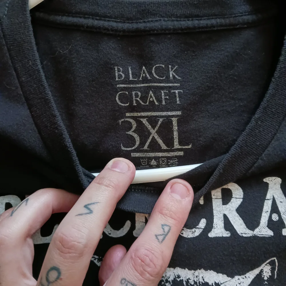 Black Craft Cat Graphic T-Shirt